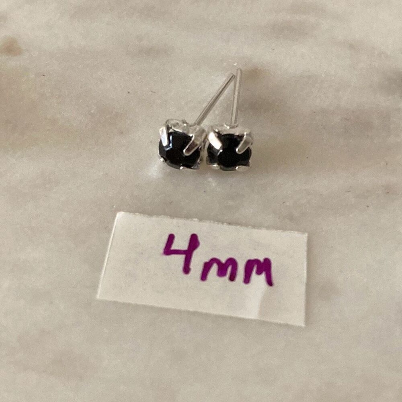 Stud Earrings Cz Black 8$
